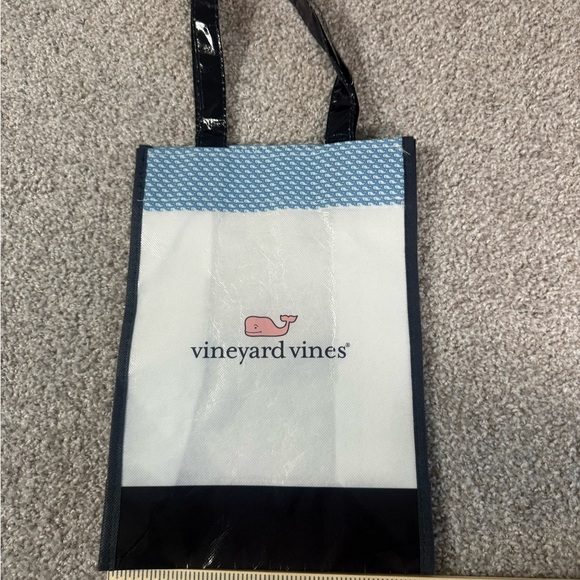 Gently used perfect condition vineyard vines reusable shopping bag tote lunch - Picture 4 of 5